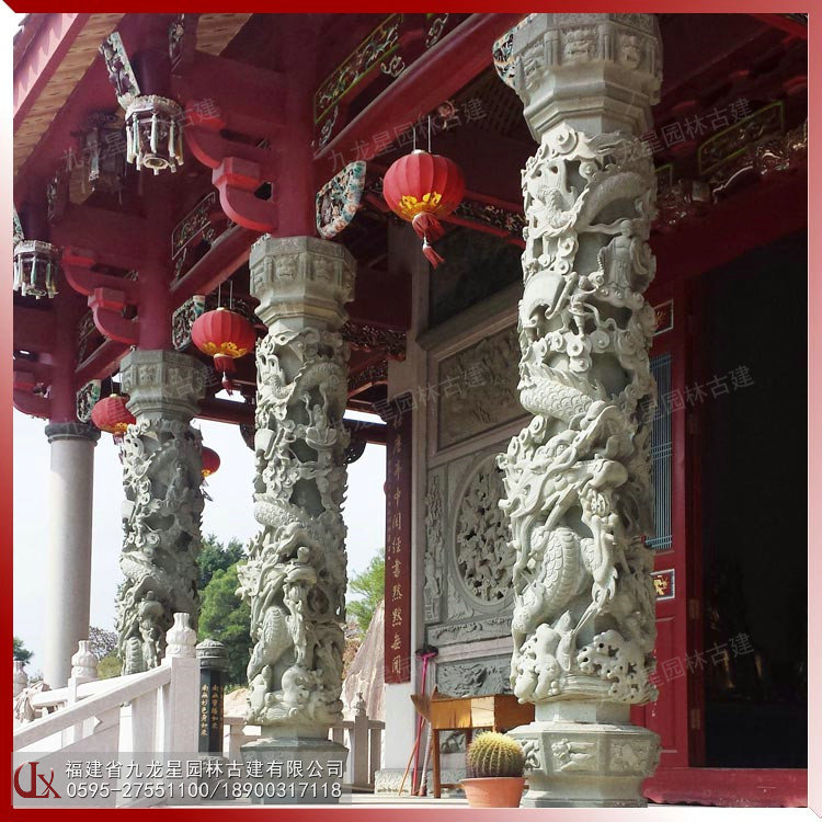 石雕盤(pán)龍柱圖片