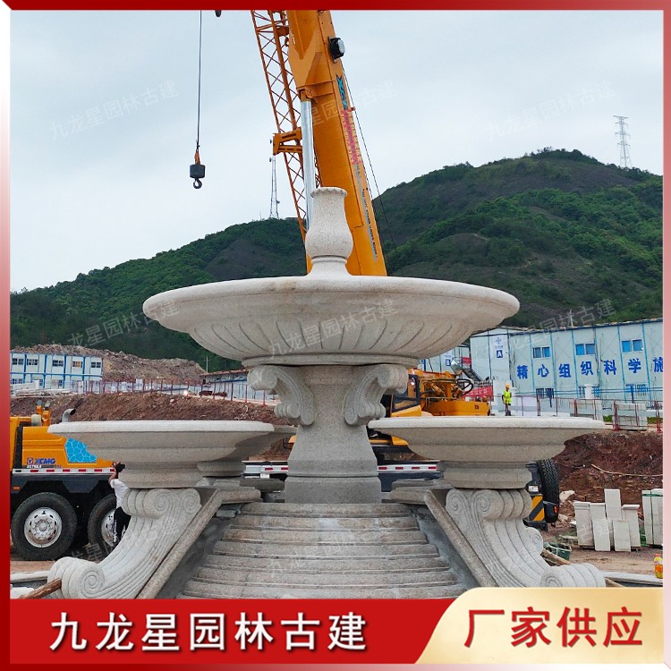 1622269409621351.jpg 黃銹石石雕水缽圖片