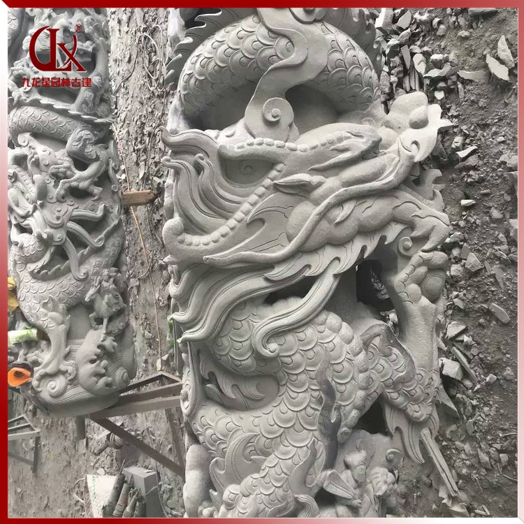 1677745580556839.jpg 廣場石雕龍柱圖片